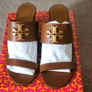 Tory burch everly 65mm size 9